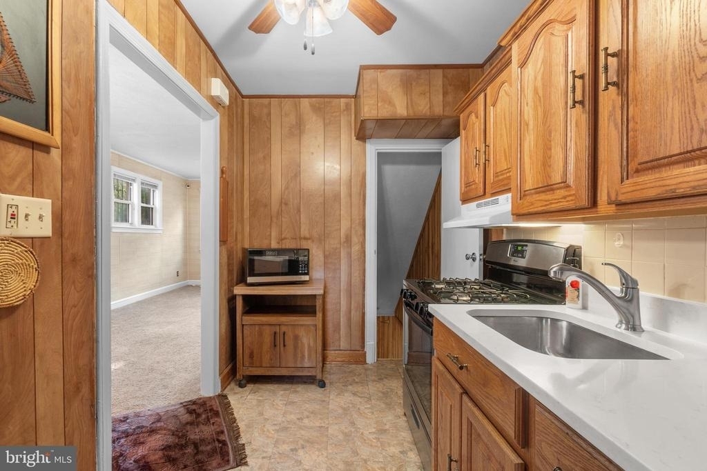 2835 4th Street Ne - Photo 7