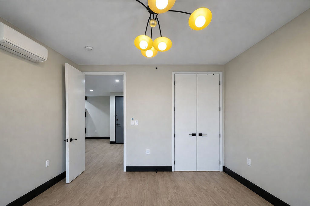 Brooklyn Avenue - Photo 1