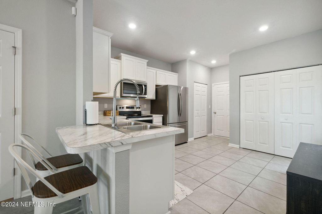 936 Capitol Parkway - Photo 7