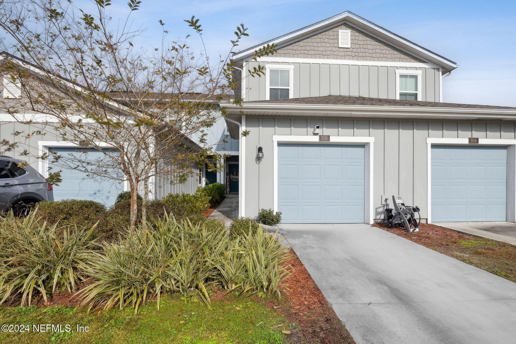 936 Capitol Parkway - Photo 0