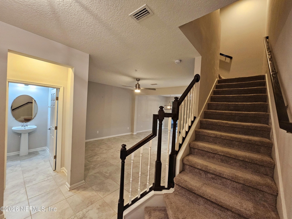 144 Paradas Place - Photo 3