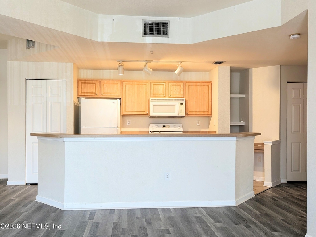 415 S Villa San Marco Drive - Photo 2