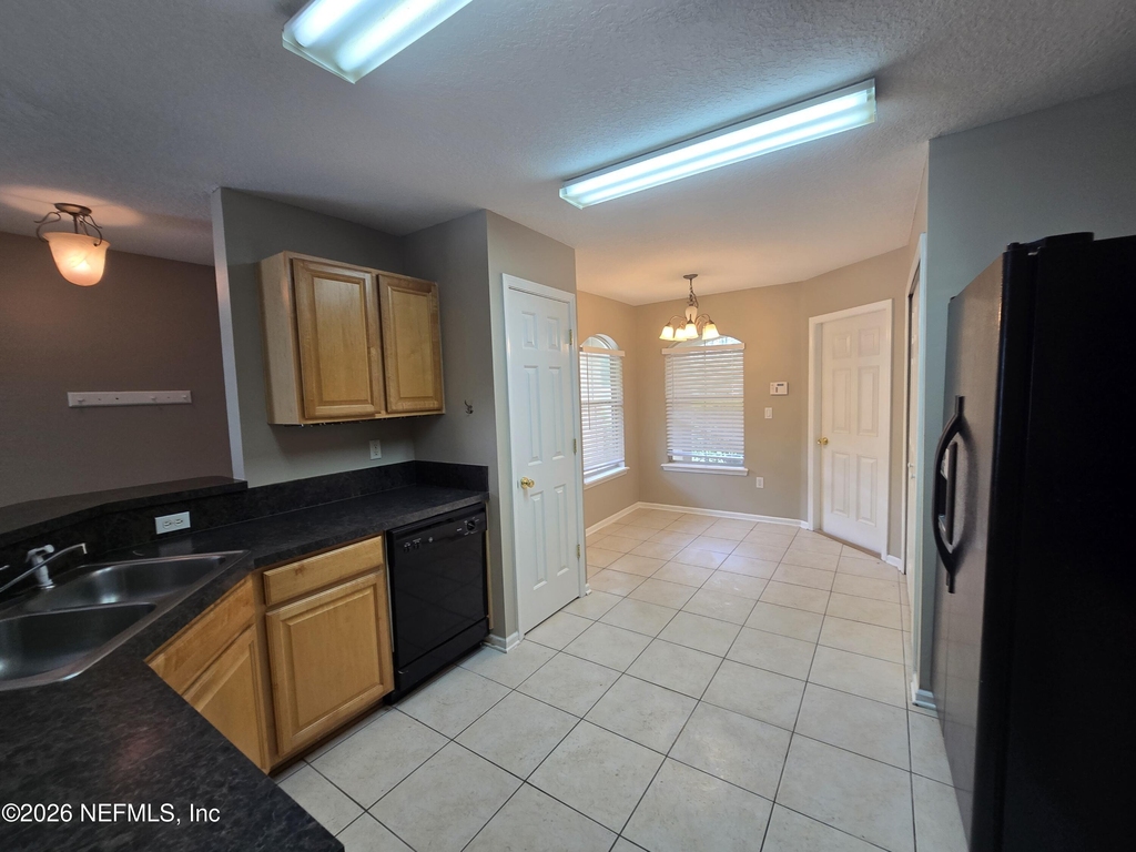 4119 Pebble Brooke Circle - Photo 5