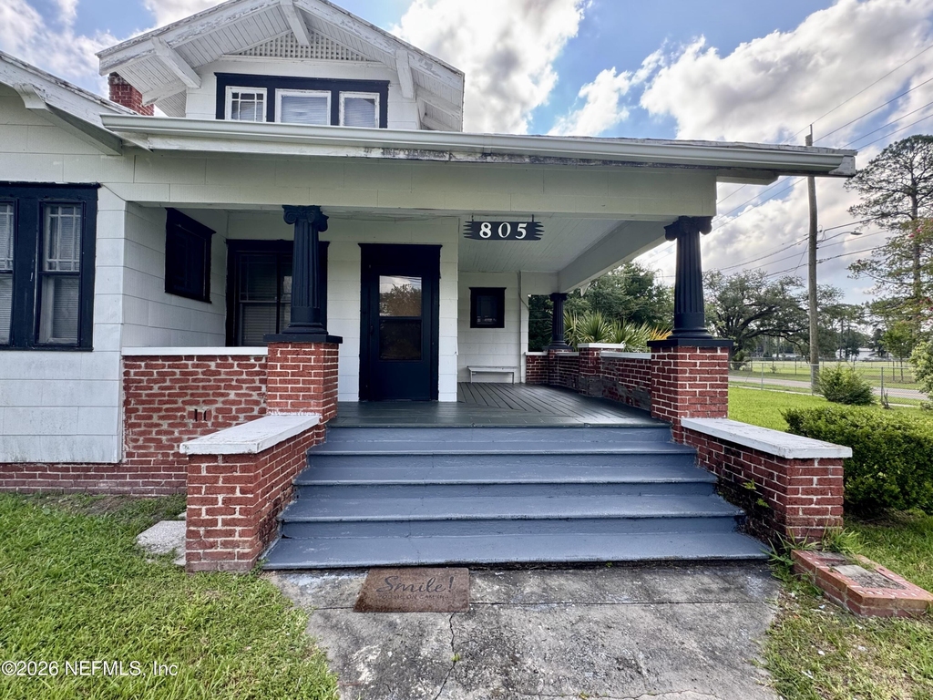 805 St Clair Street - Photo 1