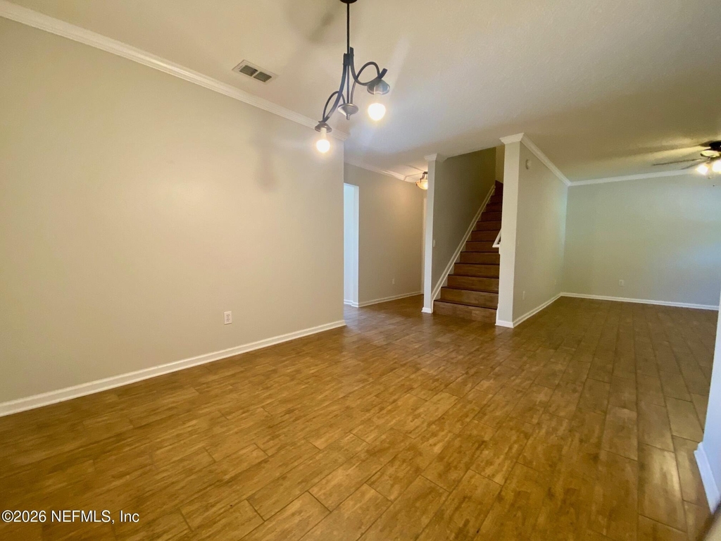 1530 Vineland Circle - Photo 6