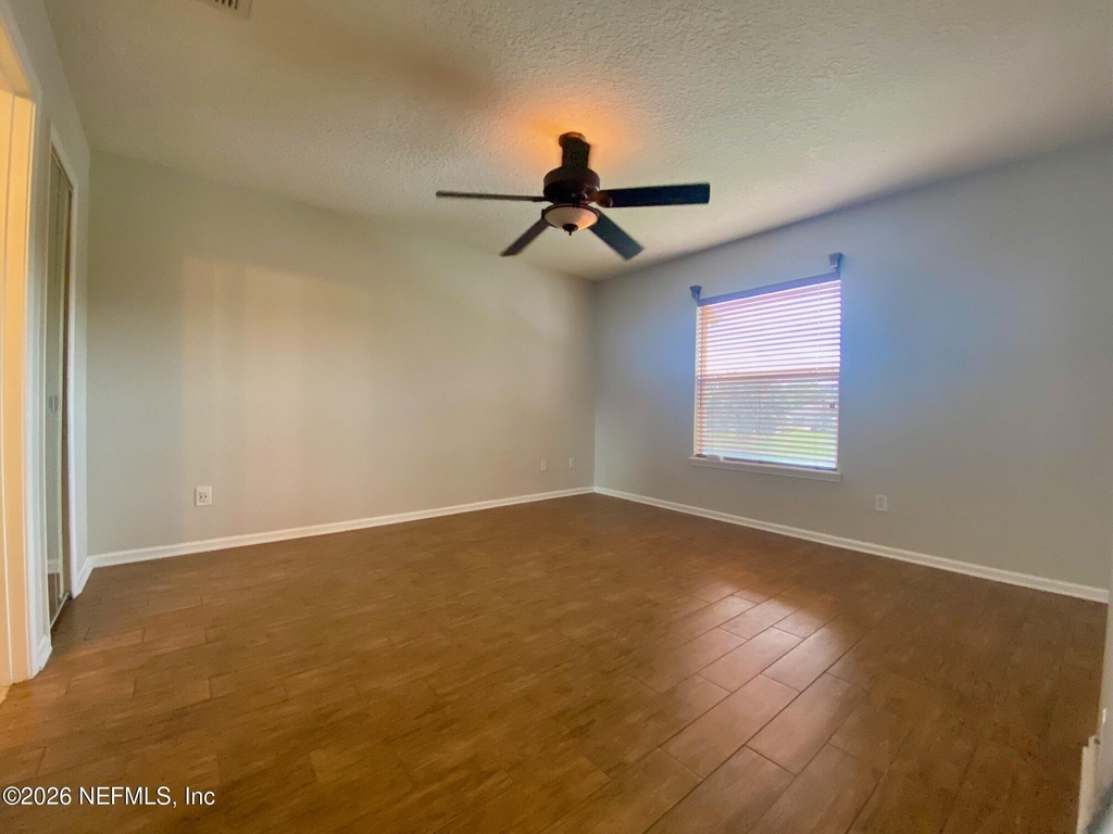 1530 Vineland Circle - Photo 7