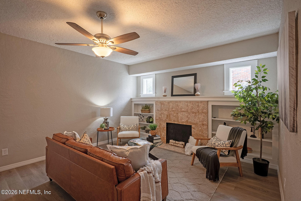 325 Alder Street - Photo 1