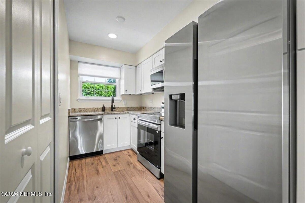 22 Comares Avenue - Photo 7