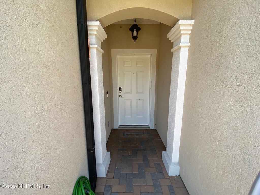 11312 Estancia Villa Circle - Photo 4