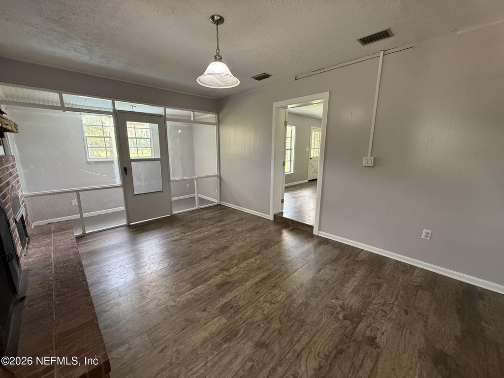 7451 Crill Avenue - Photo 6