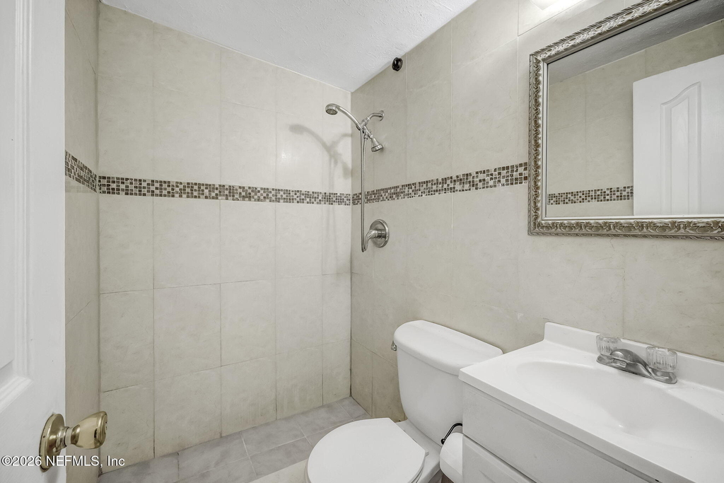 3223 Victoria Park Road - Photo 26