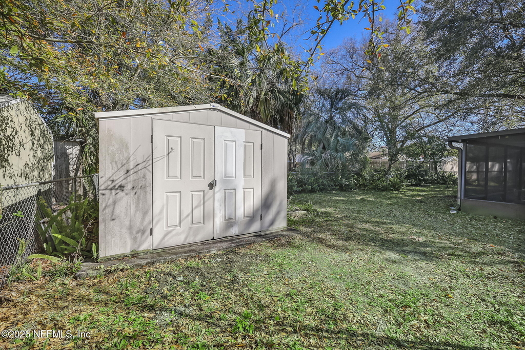 3223 Victoria Park Road - Photo 28
