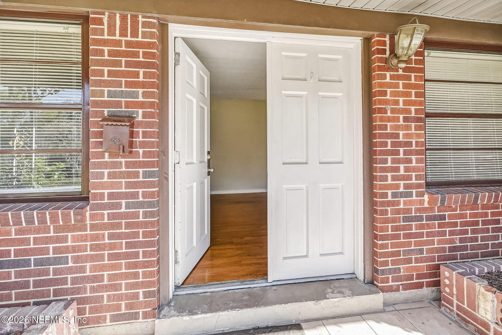 3223 Victoria Park Road - Photo 5