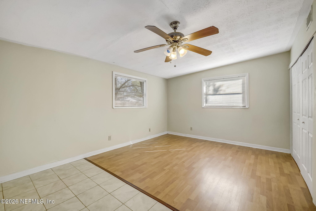 3223 Victoria Park Road - Photo 14