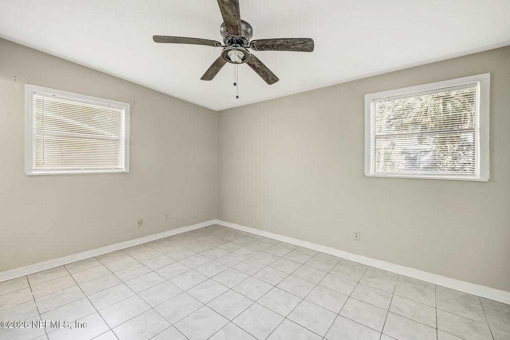 3223 Victoria Park Road - Photo 20