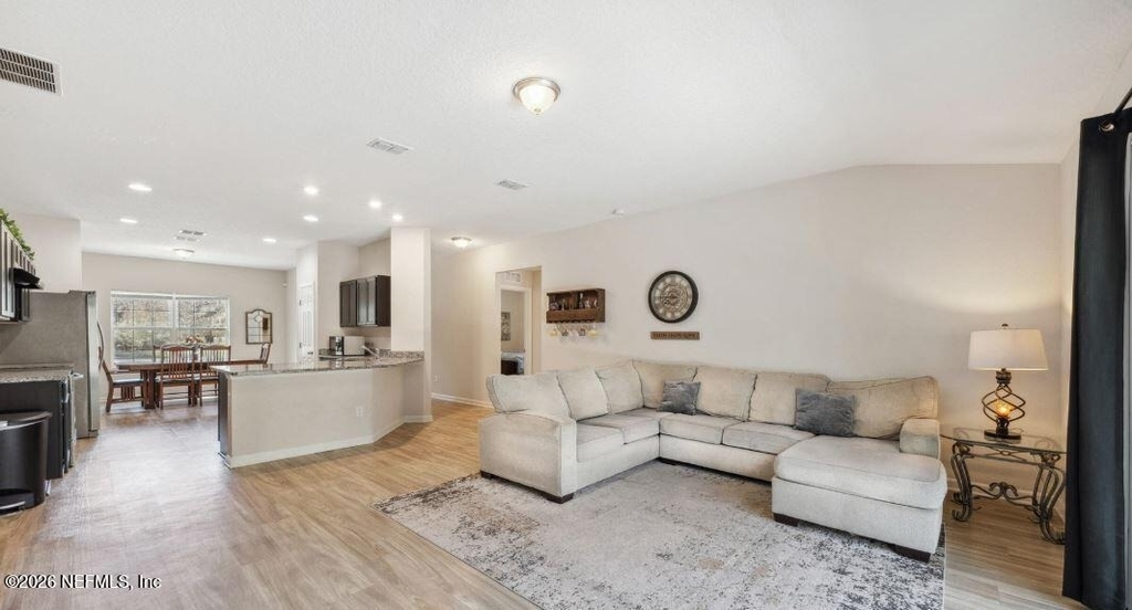 13543 Saddlewood Parkway - Photo 6