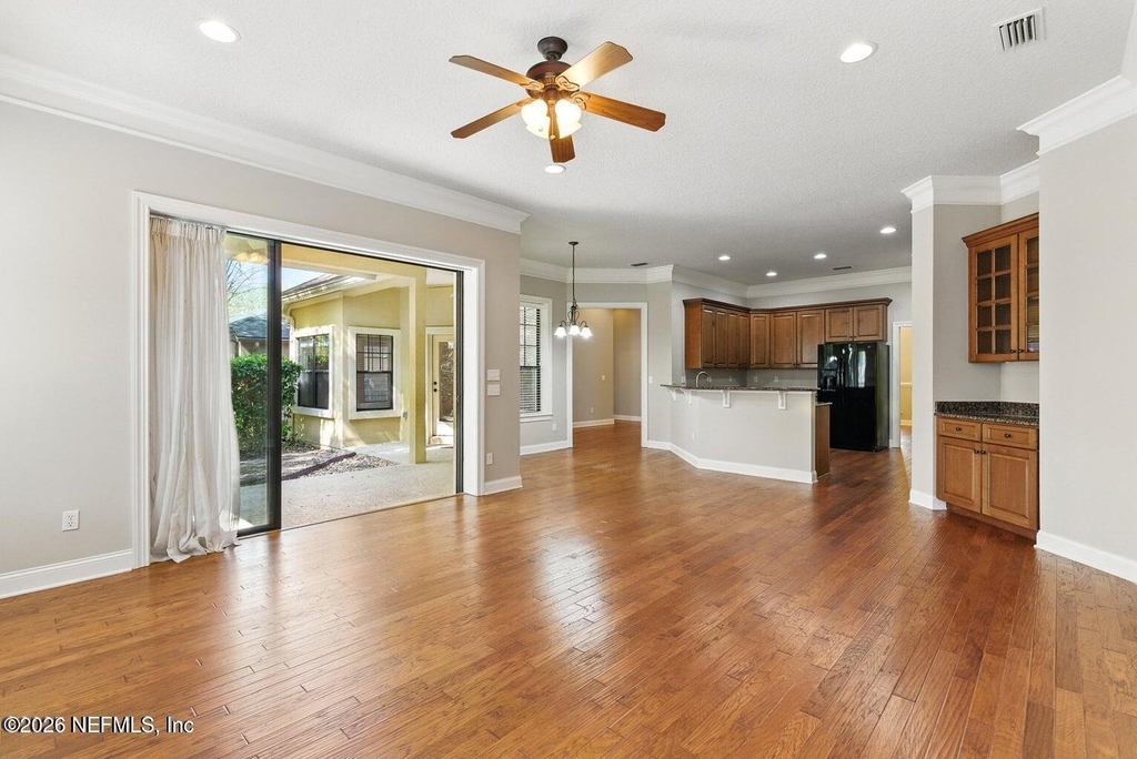 5105 Foliage Way - Photo 7
