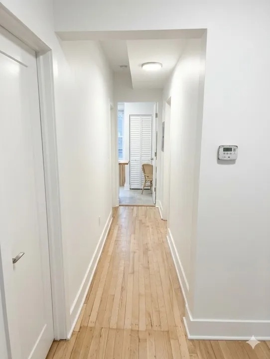 1945 W Augusta Avenue - Photo 5