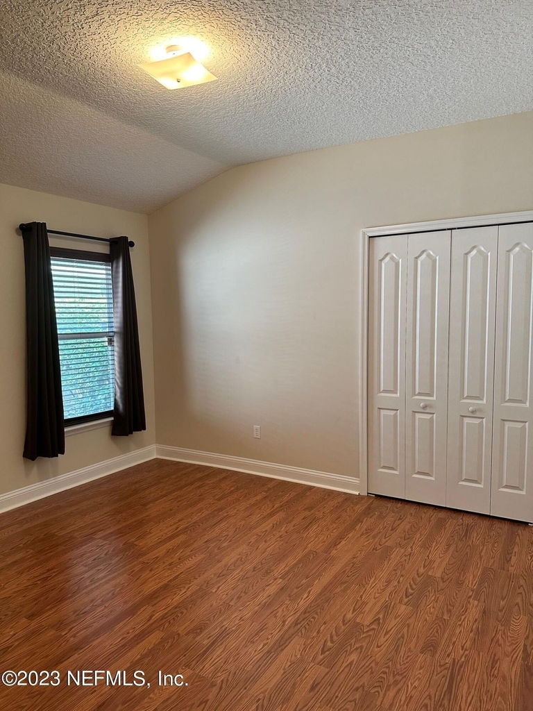 1439 Barrington Circle - Photo 20