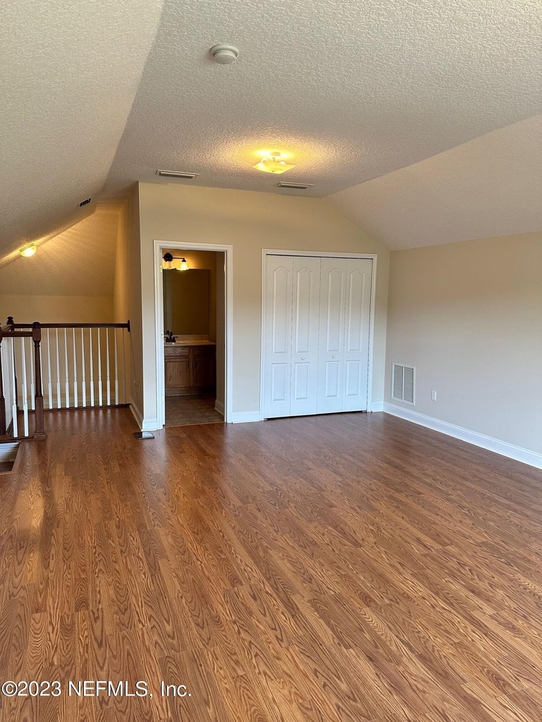 1439 Barrington Circle - Photo 23