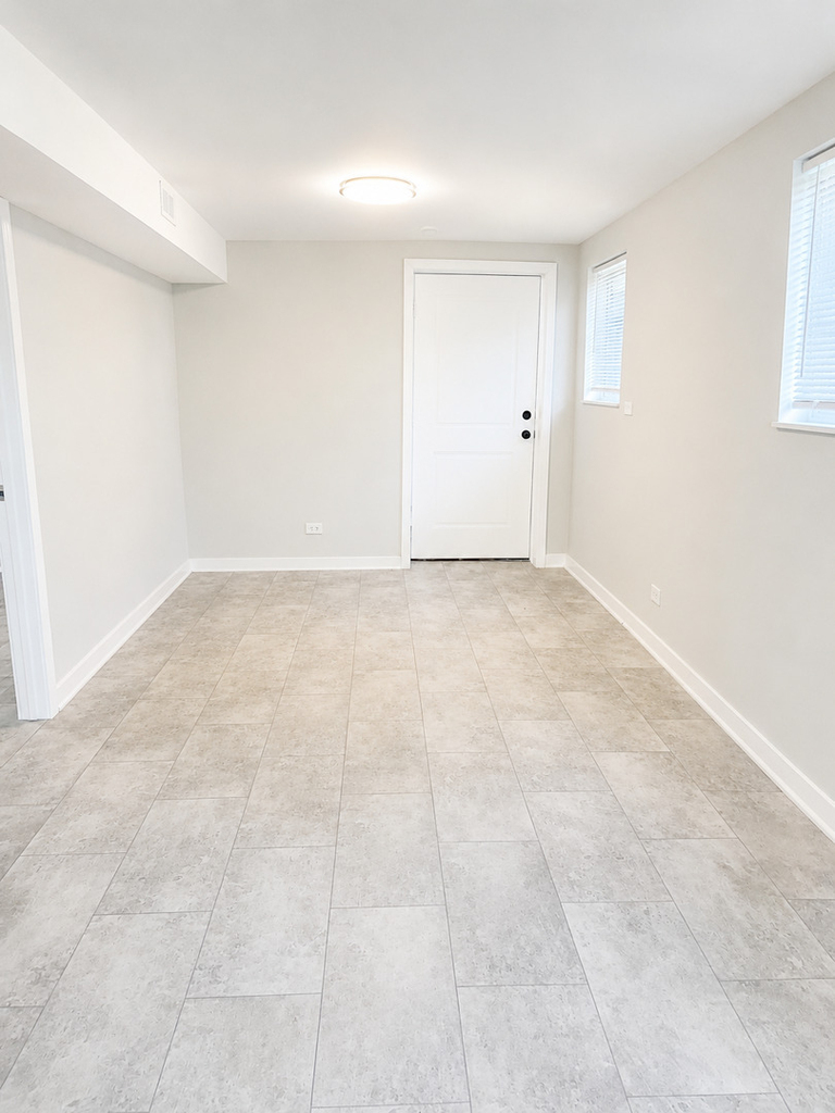 1249 S Kolin Avenue - Photo 3