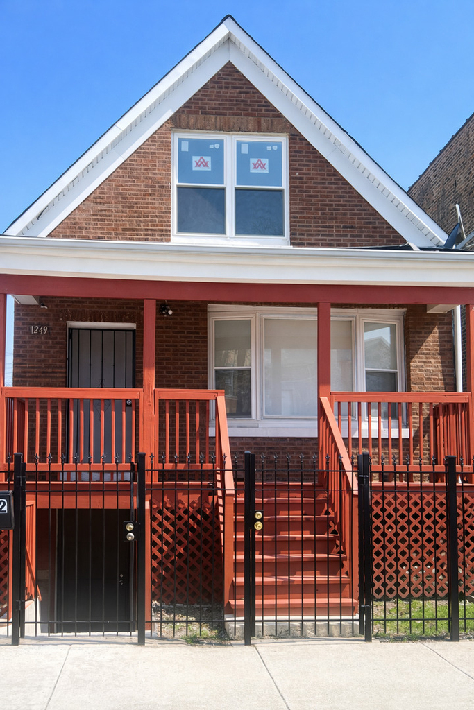 1249 S Kolin Avenue - Photo 0
