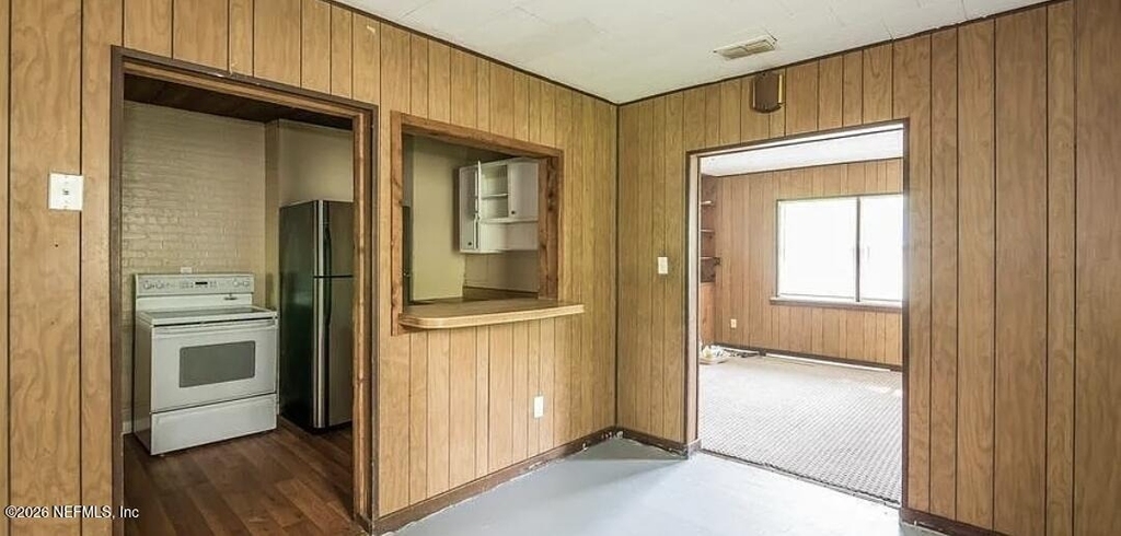 3124 4th Street - Photo 3