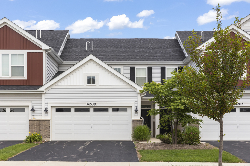 4200 Calder Lane - Photo 0
