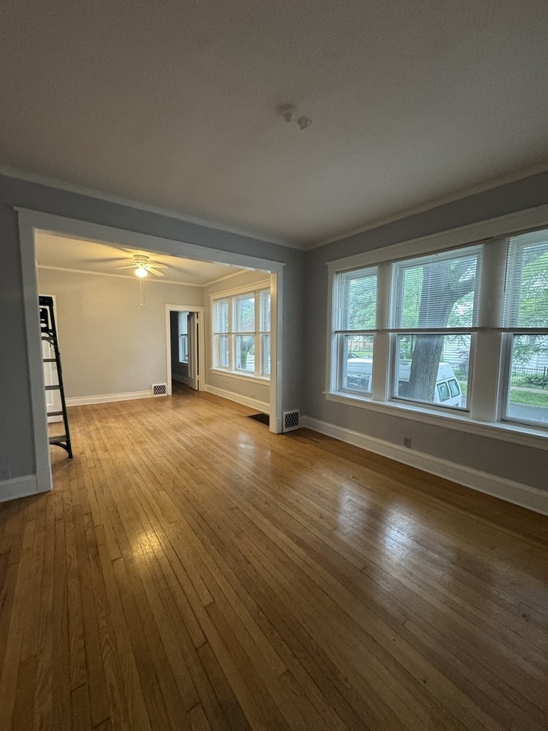 3008 W Cullom Avenue - Photo 15