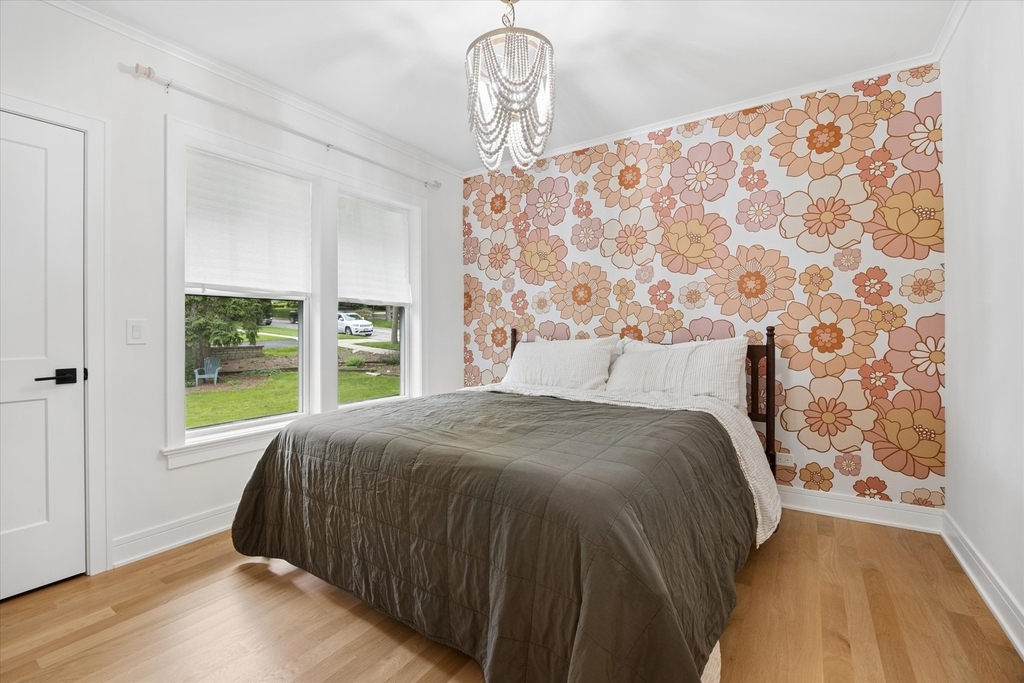 146 E Maple Street - Photo 8