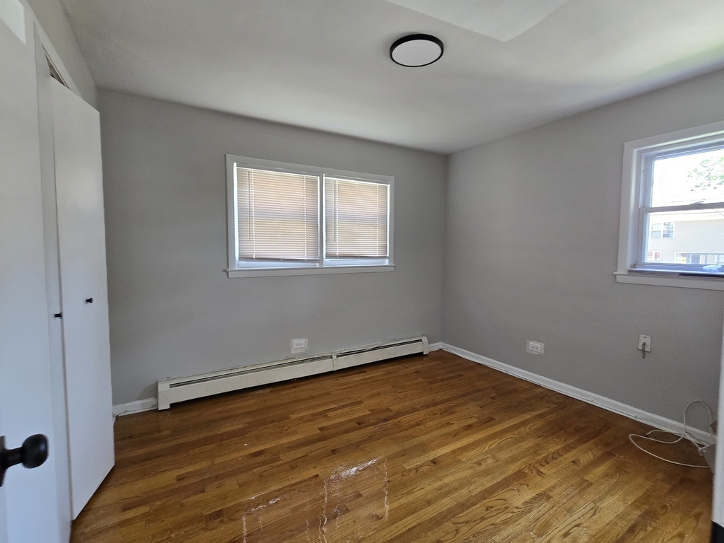 525 25th Avenue - Photo 6
