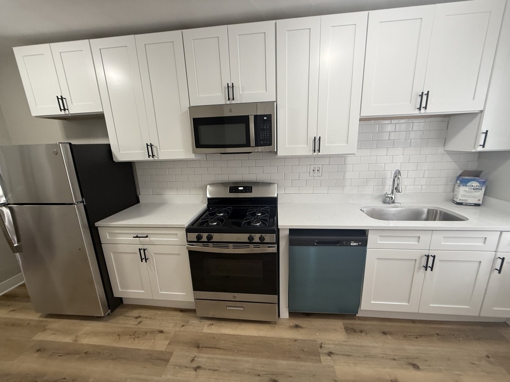 106 Lincoln Avenue - Photo 8