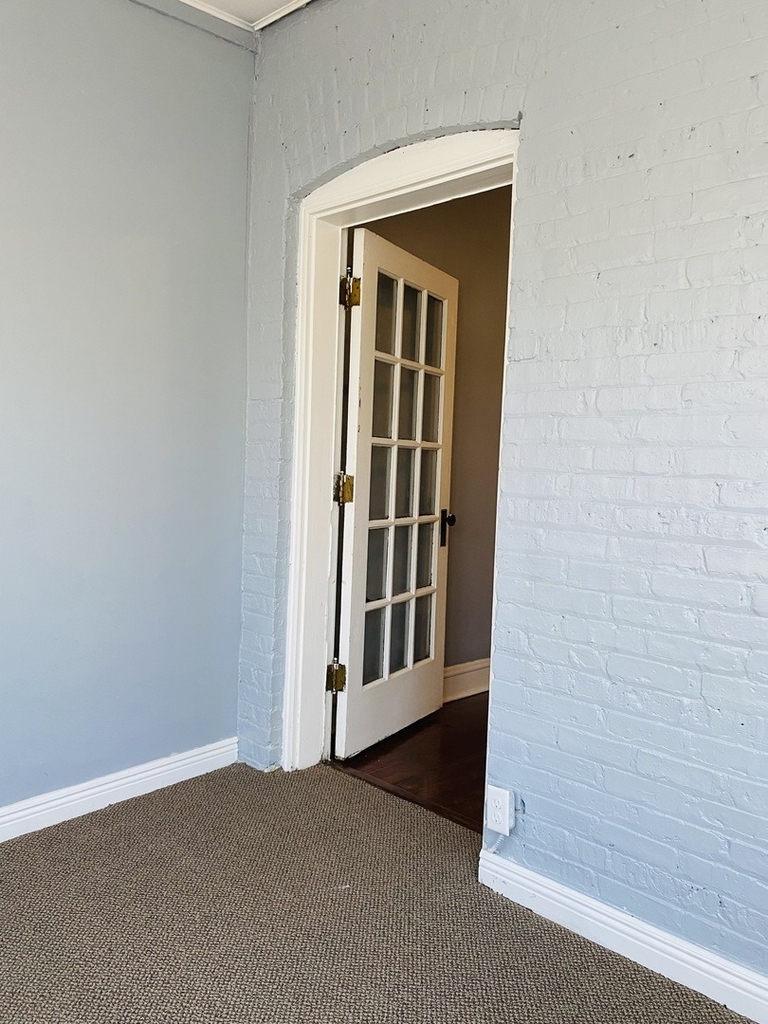 8042 S Hermitage Avenue - Photo 17