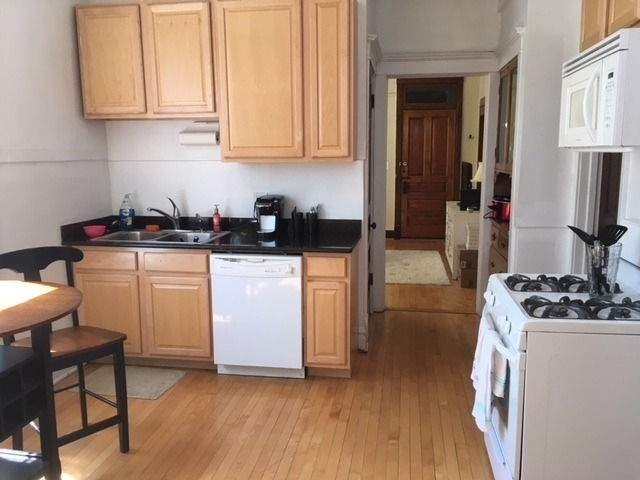 2906 N Greenview Avenue - Photo 5