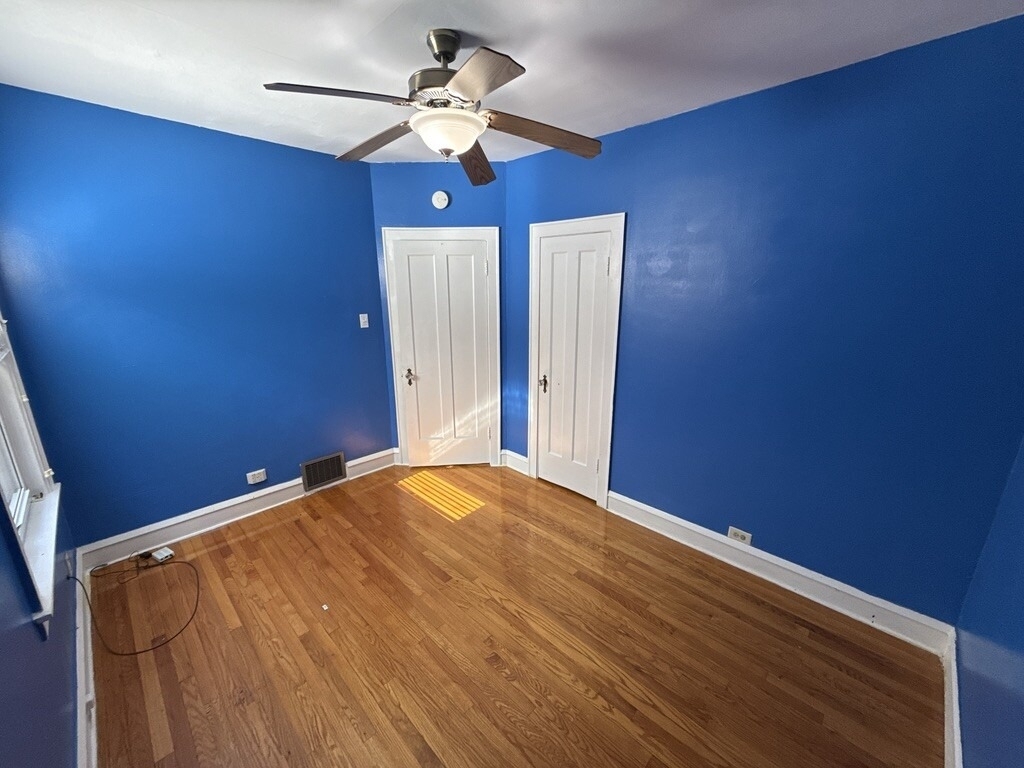 5327 W Wolfram Street - Photo 15