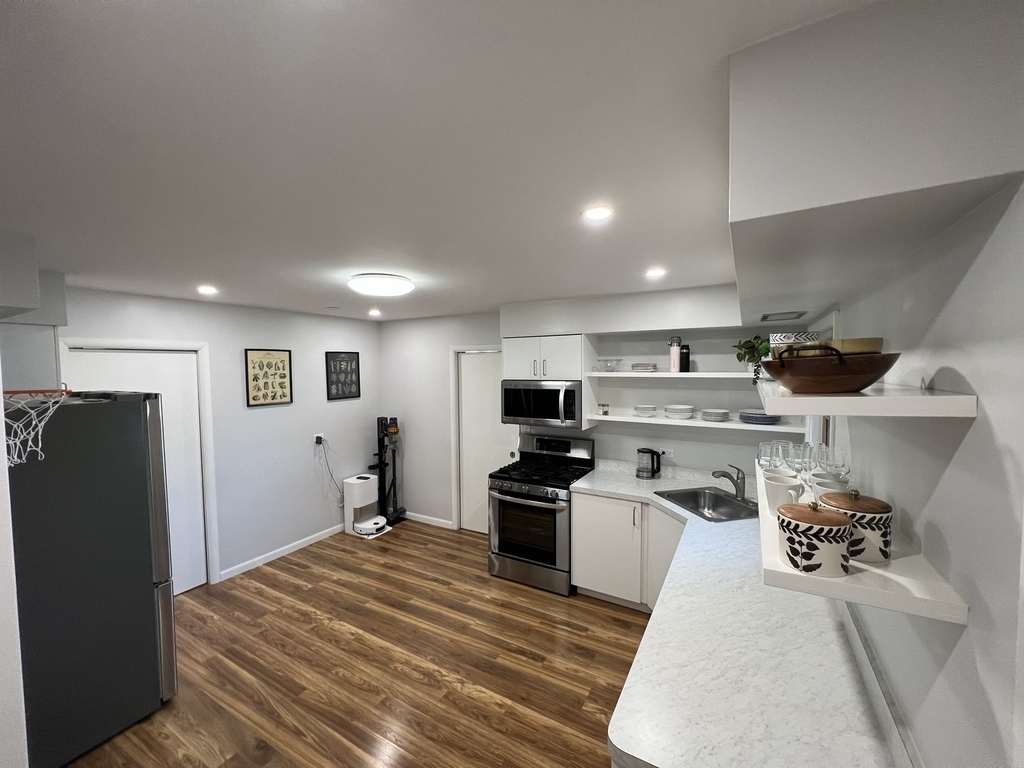 1431 E Emmerson Lane - Photo 13