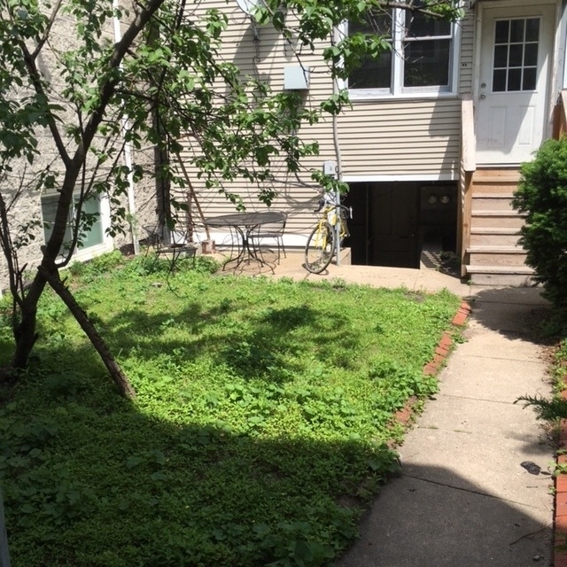 3246 N Seminary Avenue - Photo 10
