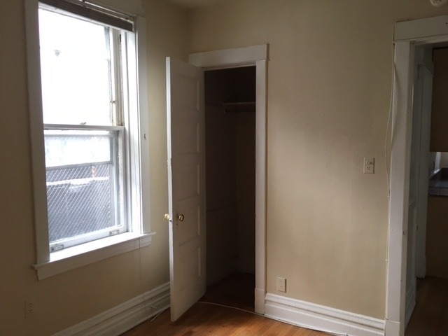 3246 N Seminary Avenue - Photo 8