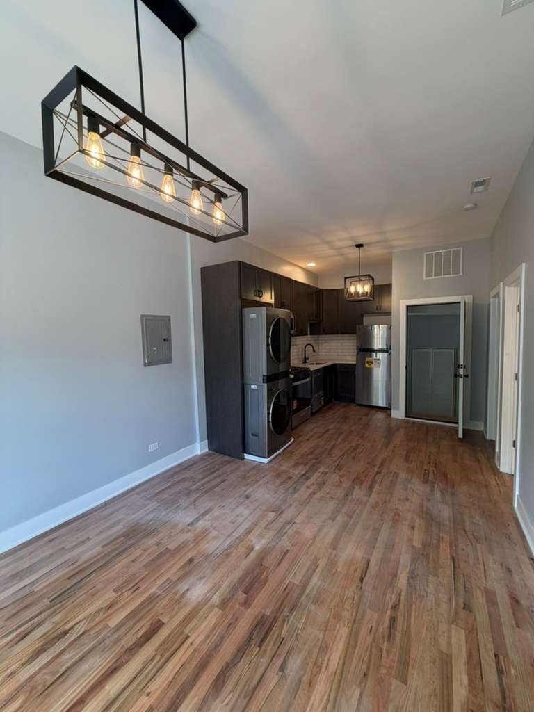 1742 N California Avenue - Photo 6