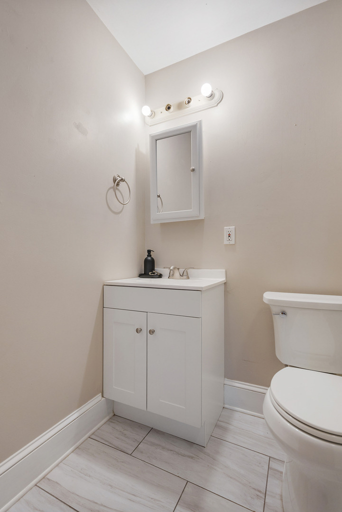 222 W Main Street - Photo 15