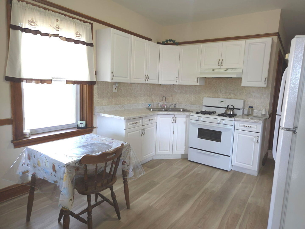 2252 N Mason Avenue - Photo 6