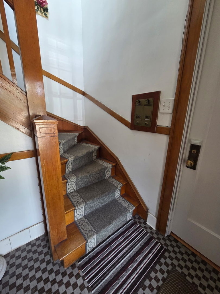 2252 N Mason Avenue - Photo 2