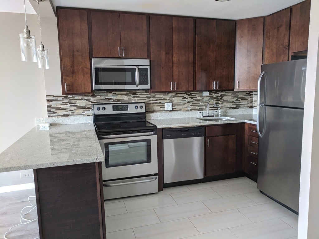 5445 N Sheridan Road - Photo 4