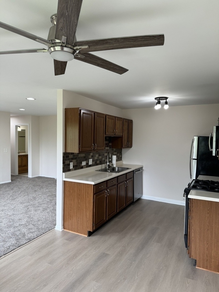 636 Mallard Court - Photo 9