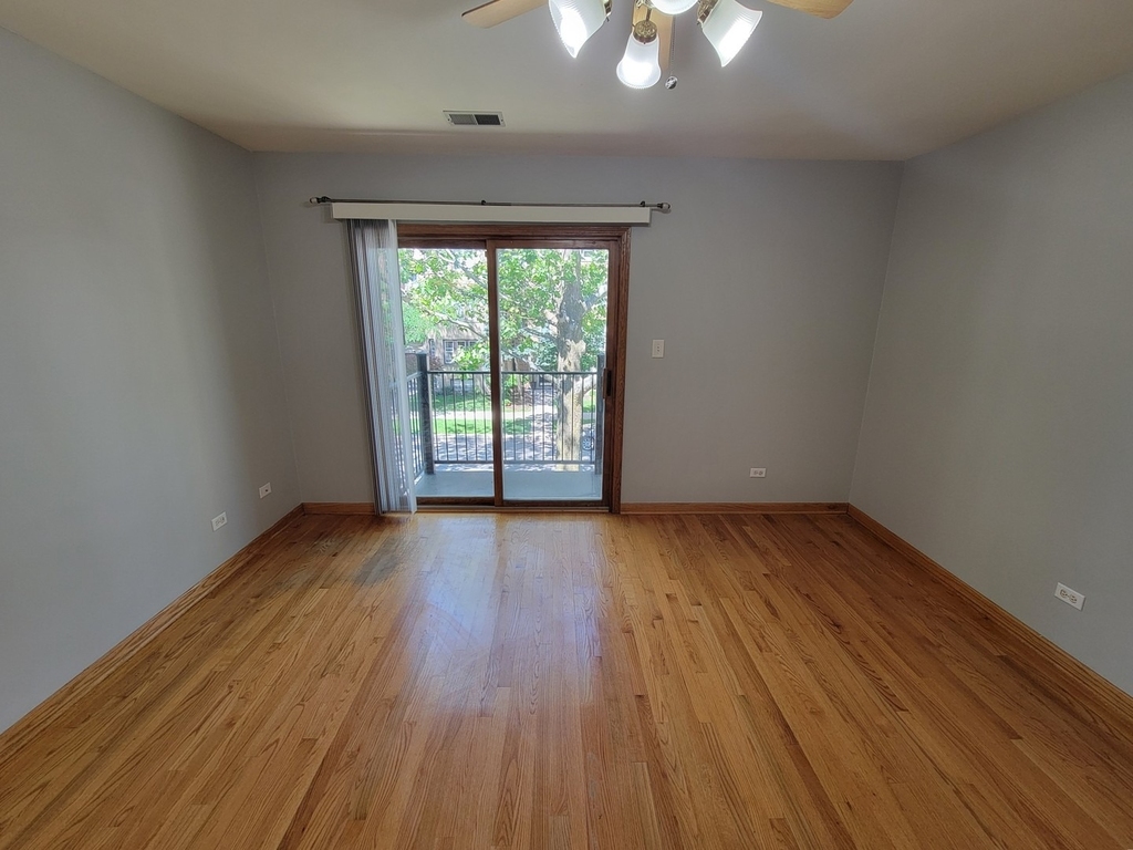 7411 N Claremont Avenue - Photo 6