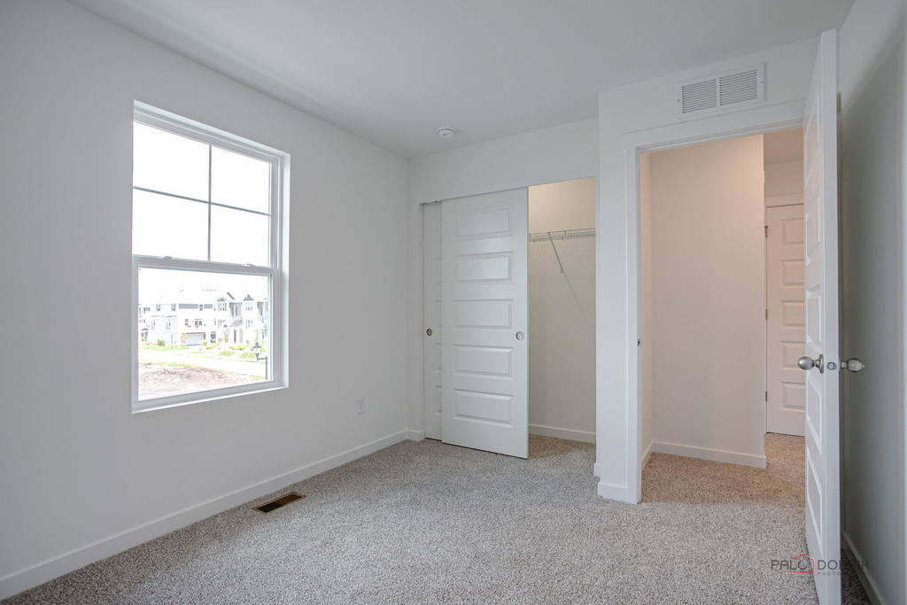 541 Yosemite Way - Photo 15