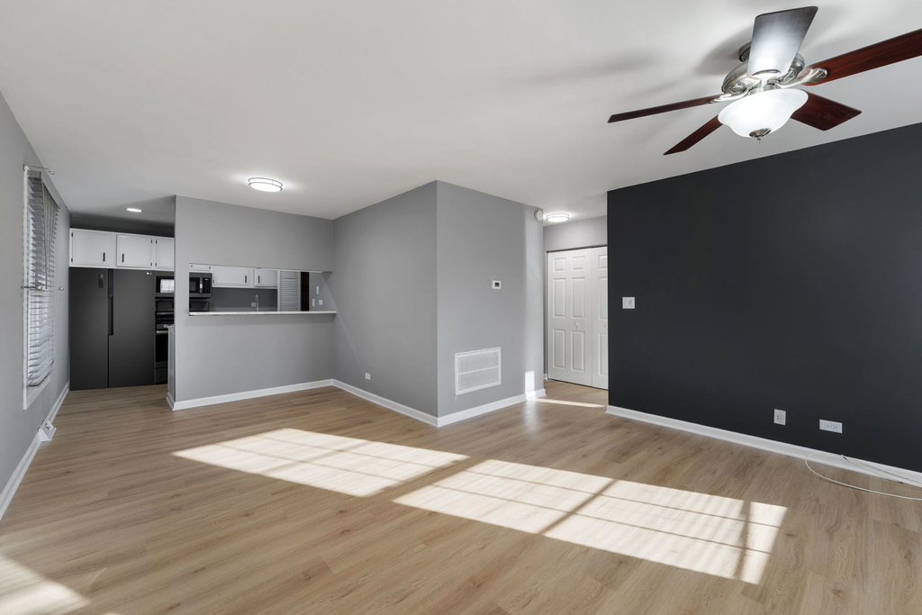 413 Sidney Avenue - Photo 2