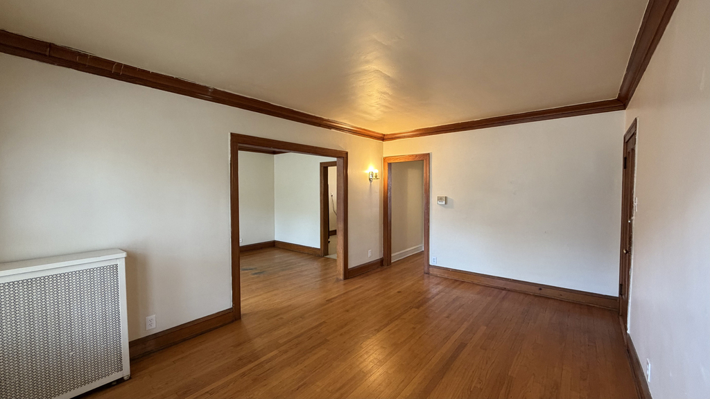 5304 W Potomac Avenue - Photo 1