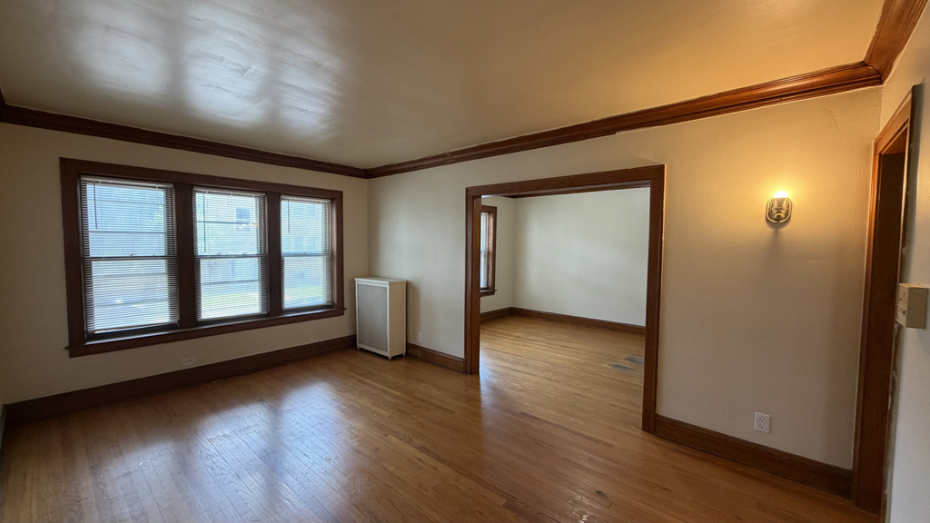 5304 W Potomac Avenue - Photo 2
