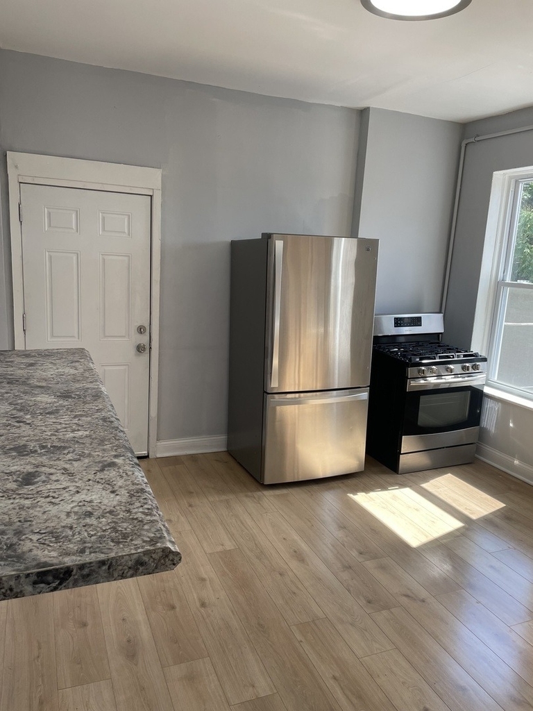 451 E 111th Street - Photo 1
